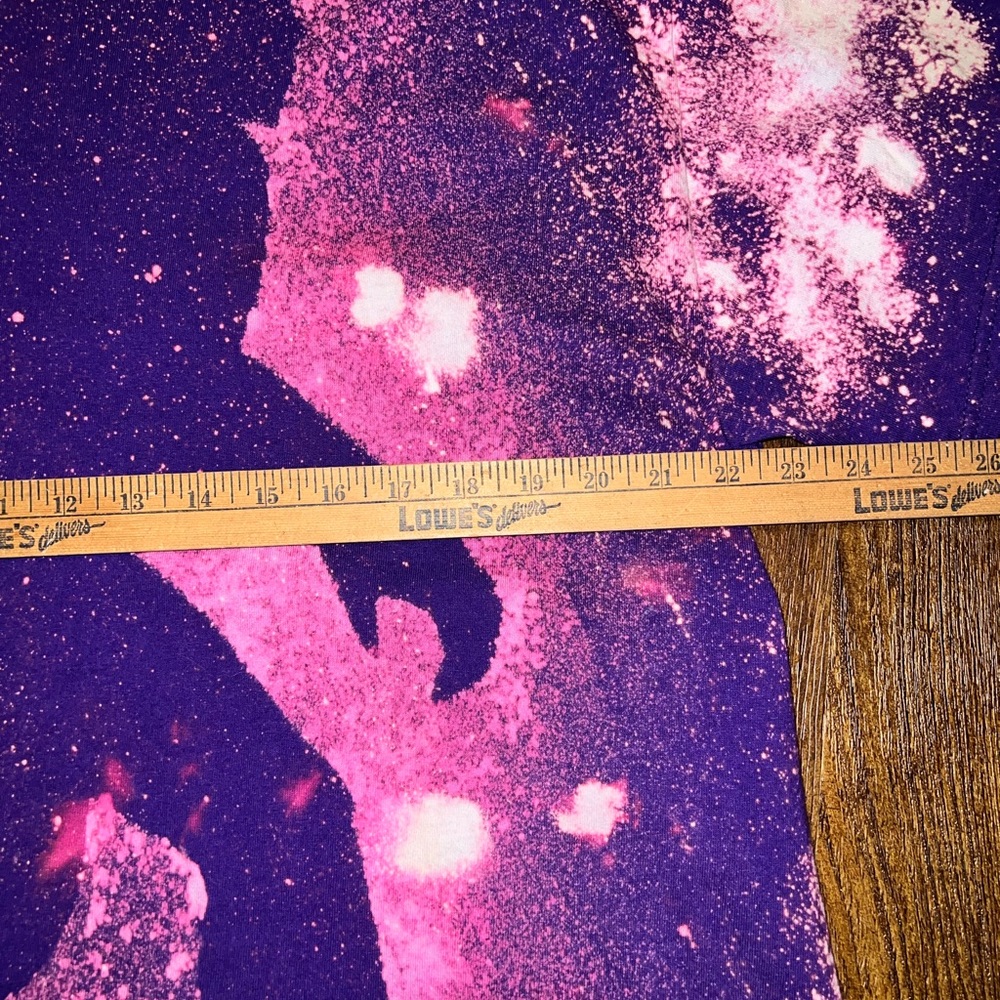 Bigfoot Silhouette Purple & Pink Cotton Retro Short Sleeve T-Shirt Size L - Picture 8 of 9